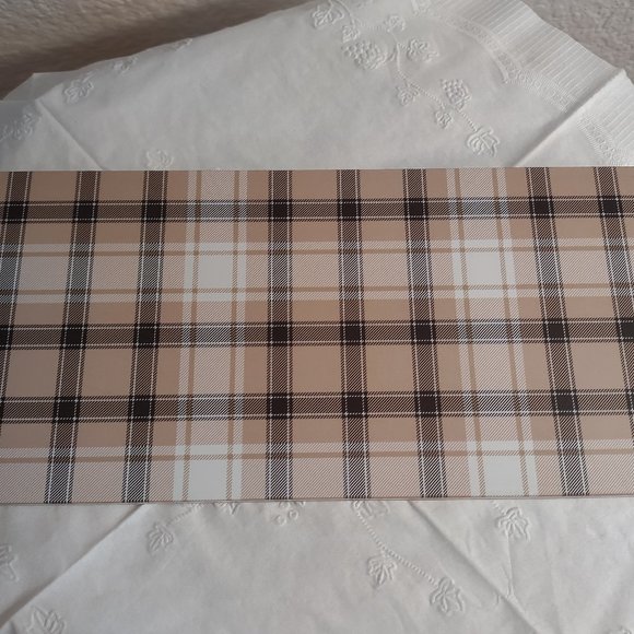 Isaac Mizrahi Live! Watch with set of 3 interchangeable straps - Bronze - nwot - Picture 7 of 7